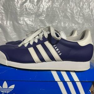 Old school Samoa Adidas size 11 great condition